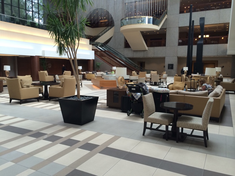 Hotel Review: Sheraton Kansas City At Crown Center
