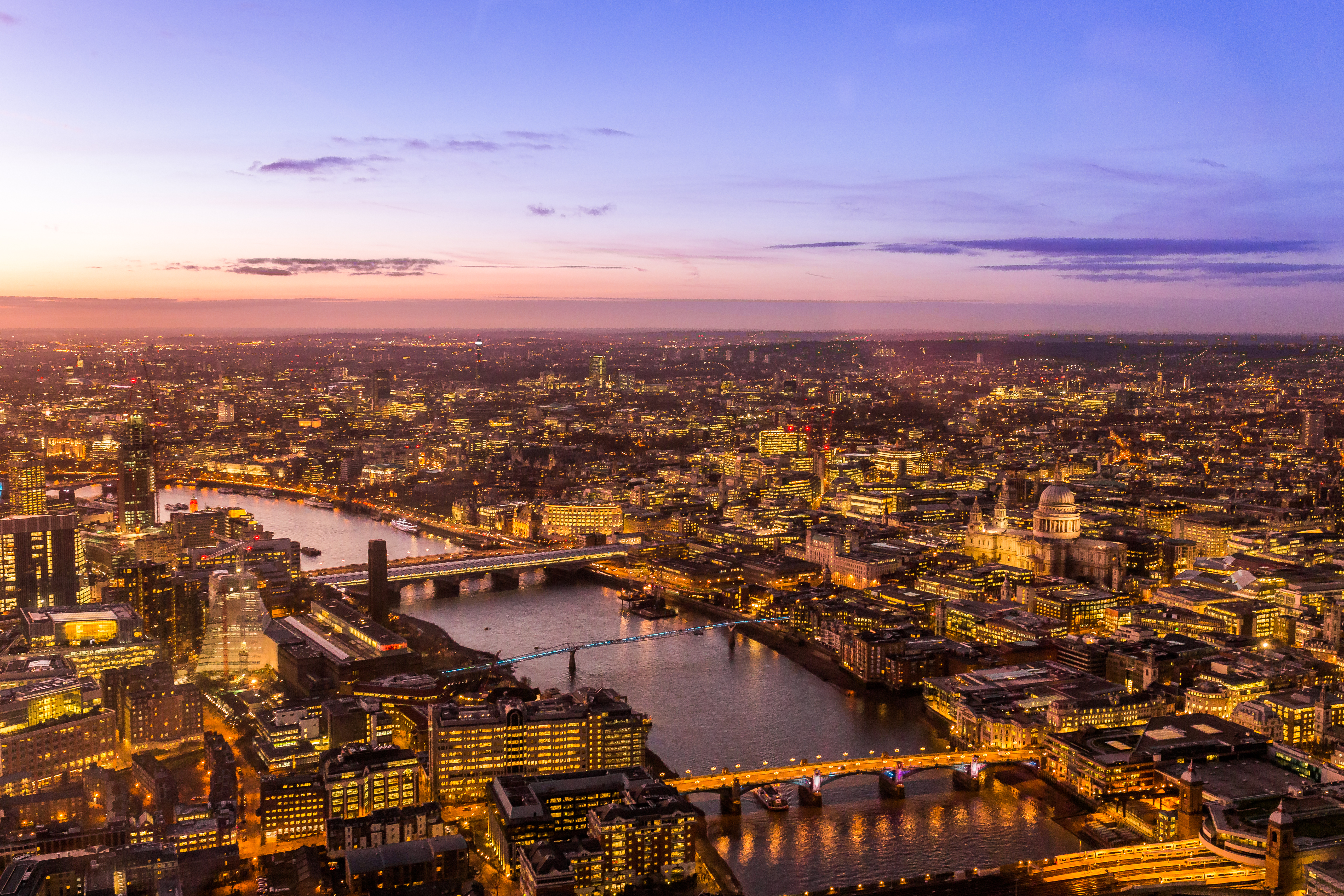 QUICK: $267 Round-Trip From San Francisco To London!