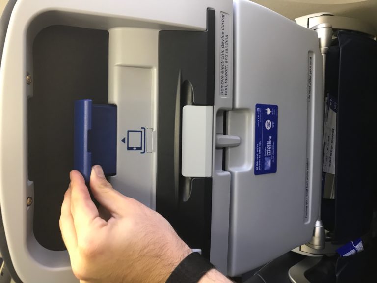 United Makes A Few Cool New Changes To Your Flight Experience (And One Dumb One)