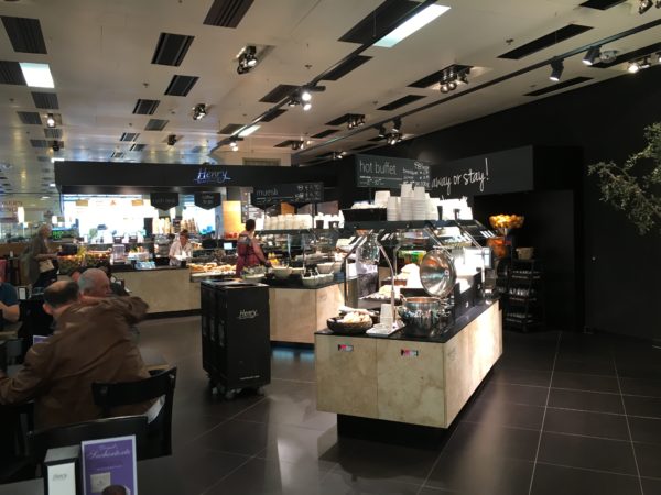 Austrian Airlines Business Lounge Review Vienna