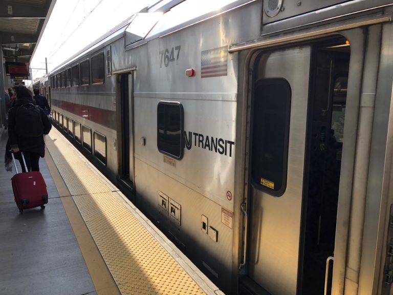How To Get From New York City To Newark Airport Via Train